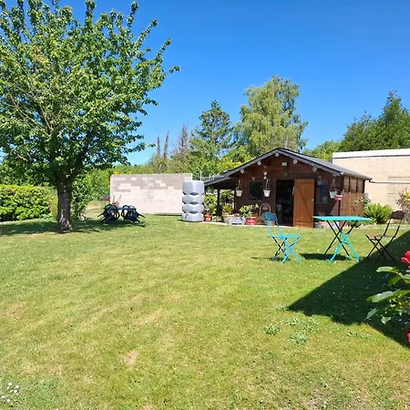 Chez Gisele Et Claude Laversines